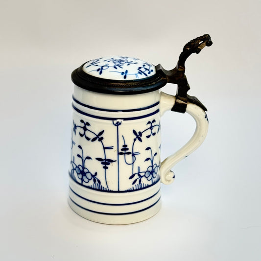 Lithophane ølkrus i porcelæn med tinlåg, 1930-40'erne