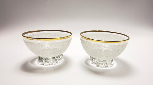Coupéglas im Set mit rauer granulierter Glasoberfläche und Goldrand