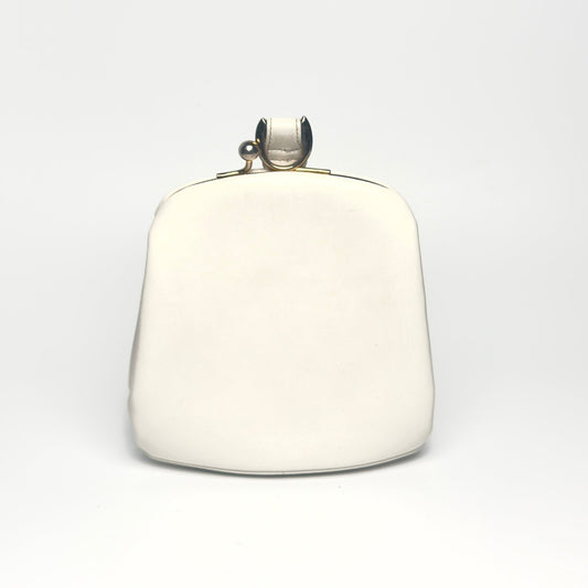 Skøn hvid clutch lædertaske med wristlet rem – 1960 - Frøken Lilly