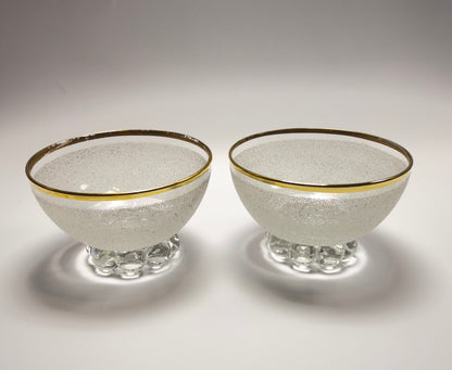 Coupéglas im Set mit rauer granulierter Glasoberfläche und Goldrand
