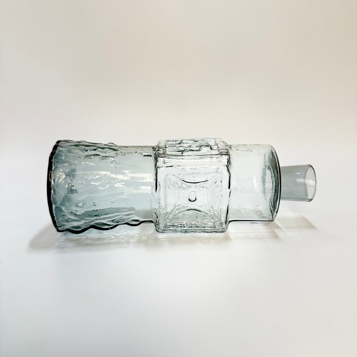 Karaffe aus getöntem Glas, CEB Björkhult – 1950er Jahre