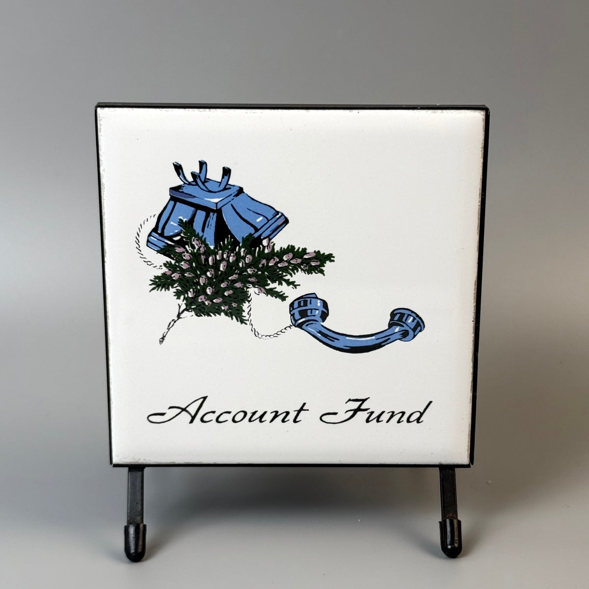 Vintage sparebøsse "Account Fund" i metal med emaljeret front