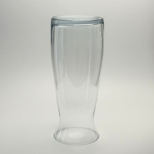 Glasvase i klart glas med svunget form, 26 cm