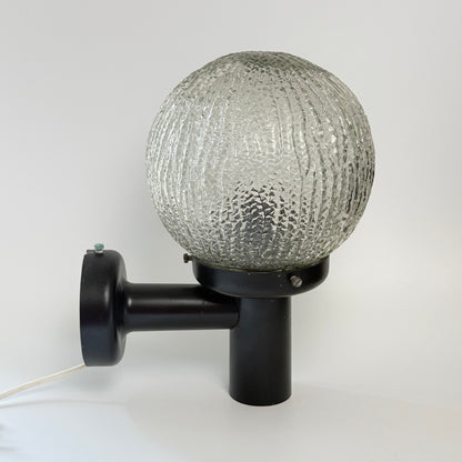 2 vintage udendørs væglamper – E.S. Horn Ice Ball