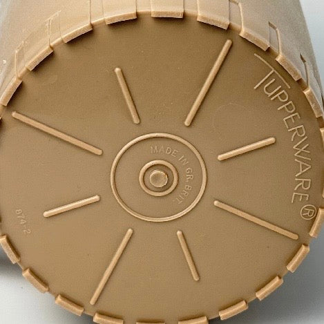 Tupperware køleskabskande med vakuumlåg – fra 1970-80’erne