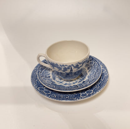 Imerco 50 års jubilæumsstel, kaffekop og underkop og dessertallerken, Rosenborg Slot og Fredensborg Slot 1978