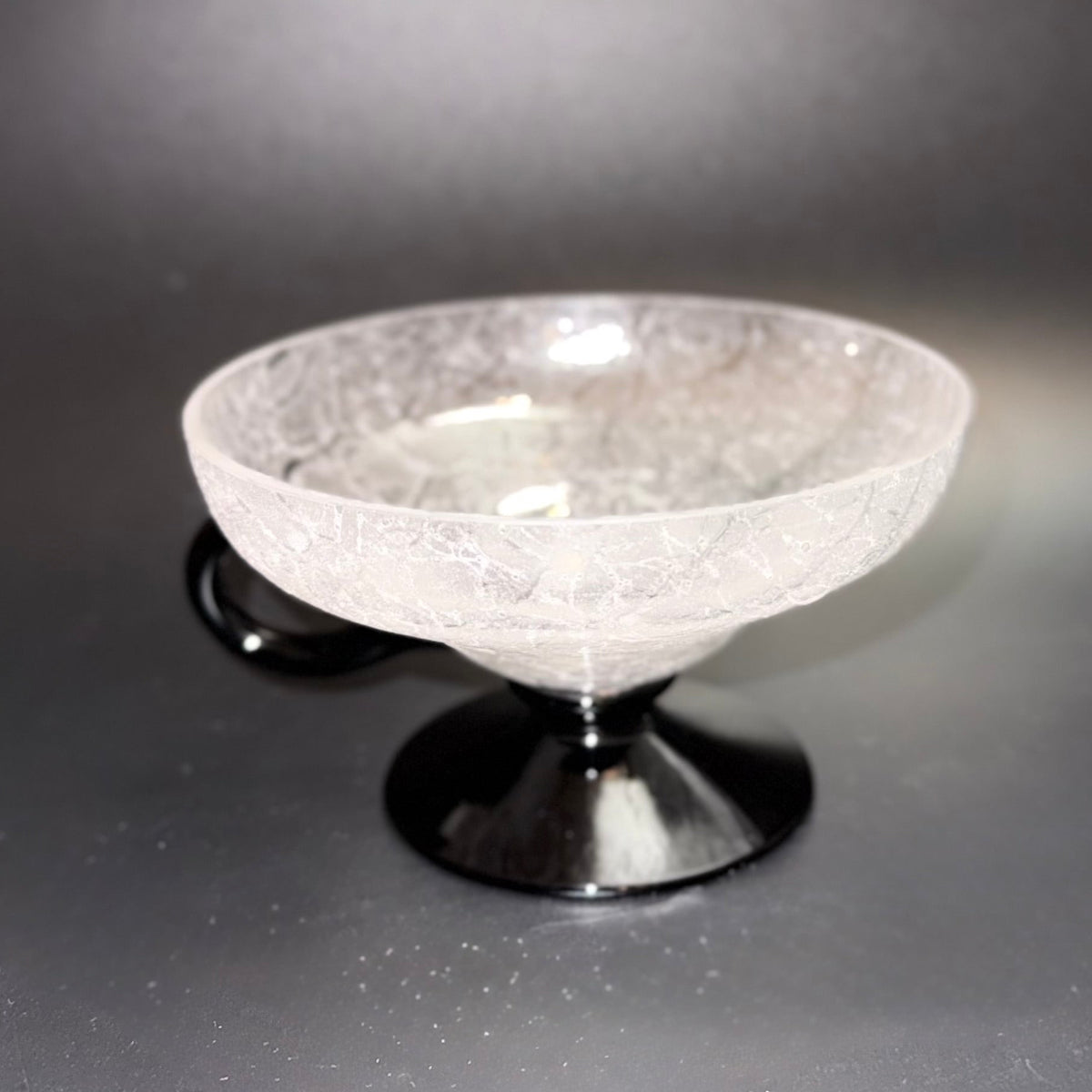 Svensk krakelé coupe-/dessertglas, attribueret til Johansfors eller Åfors glasbruk