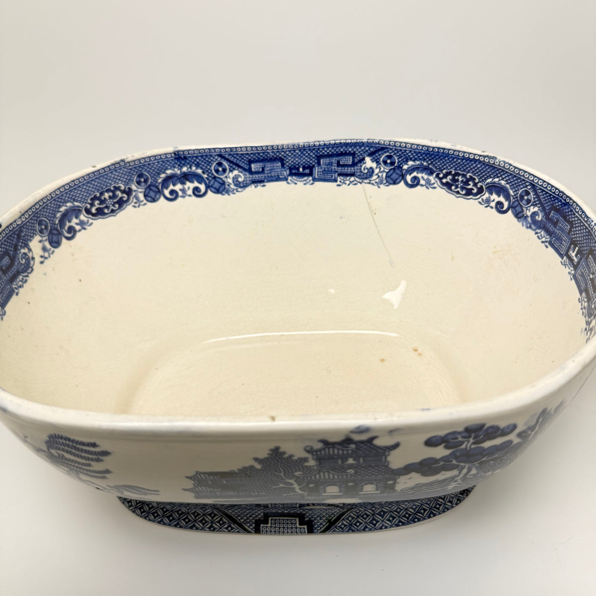 Antik J&MP Bell & Co. Blue and Willow terrin med låg