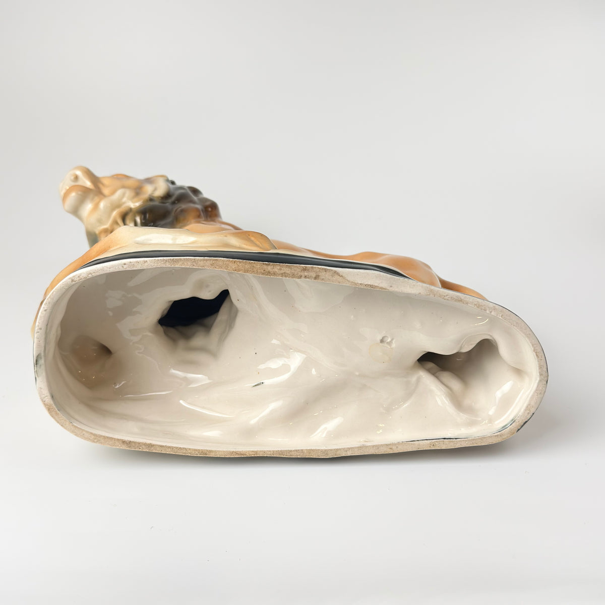 Løve i porcelænsfigur, mrk. nr. 9299, vintage fra 1930-1940'erne