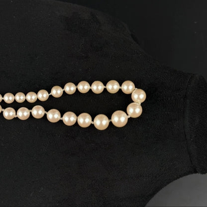 Vintage pearl necklace with cultured pearls and 835 silver clasp