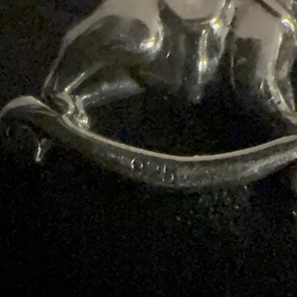 2 vintage charms i 925 sølv – gyngehest og glassten