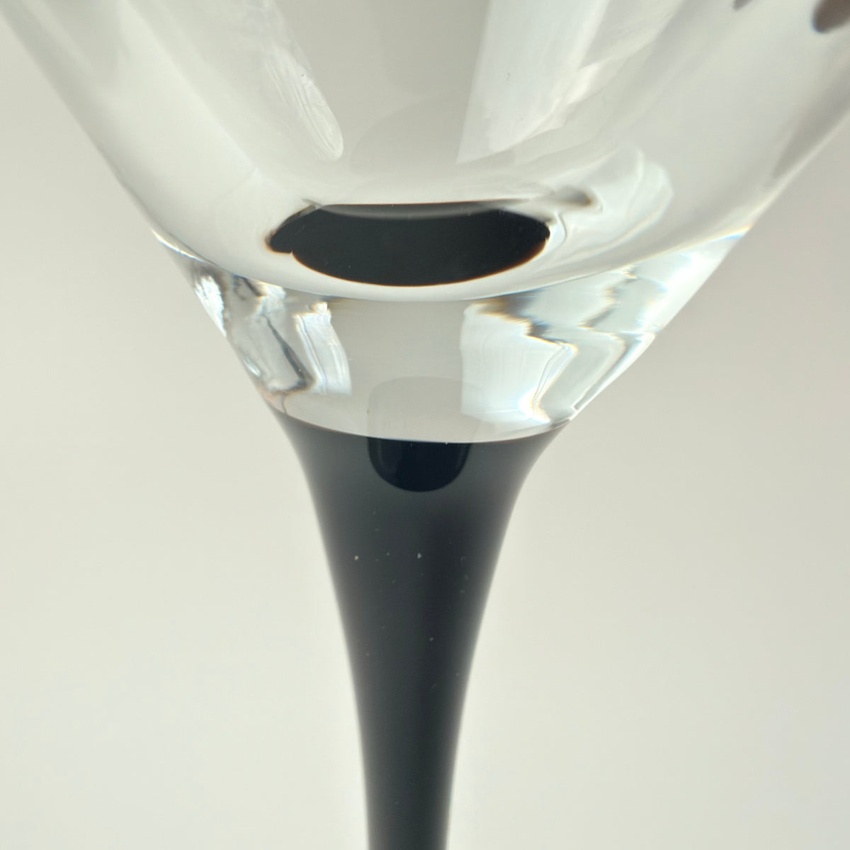 Luminarc France cocktailglas 16,5 cm – sort stilk – vintage martiniglas
