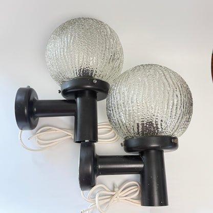 2 vintage udendørs væglamper – E.S. Horn Ice Ball