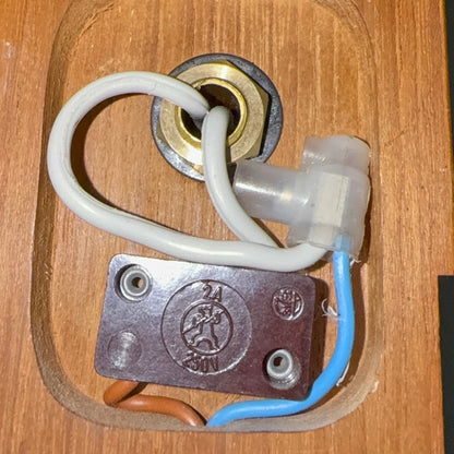Vintage dansk teak væglampe med opalglasskærm