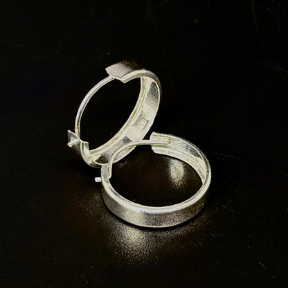 Vintage creoler i 830 sølv – HTP – 0,5 cm brede