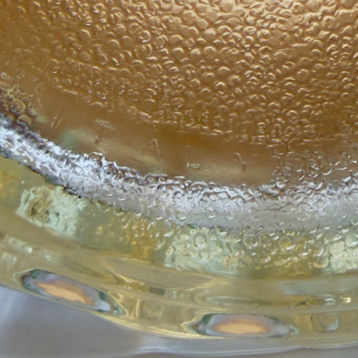 Eiseimer aus stark gepresstem Glas mit Leder und Lederhenkel – Italien, ca. 1960–70