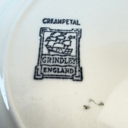 Grindley Cream Petal desserttallerkener i fajance