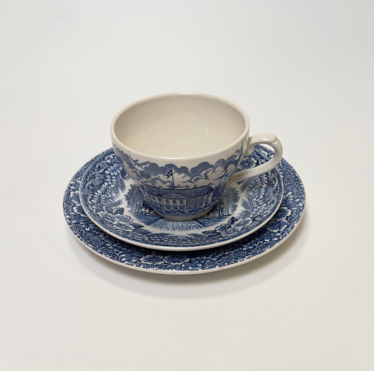 Imerco 50 års jubilæumsstel, kaffekop og underkop og dessertallerken, Rosenborg Slot og Fredensborg Slot 1978
