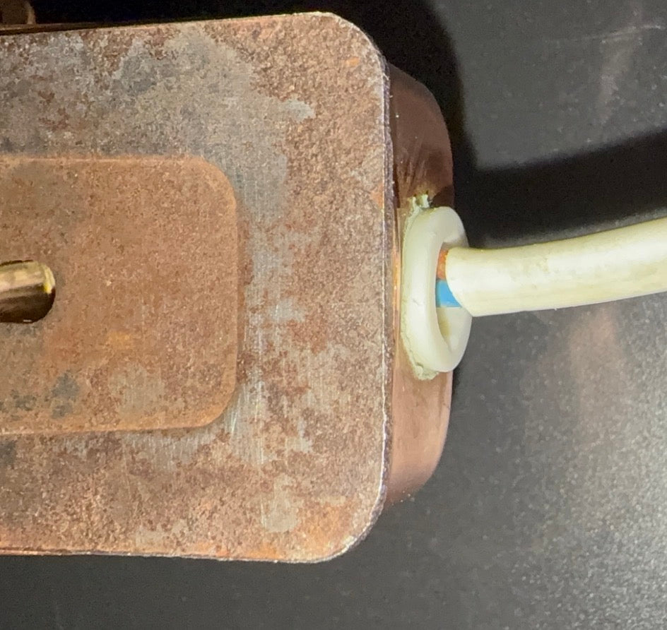 Dansk vintage væglampe i rosentræ og kobber – justerbar arm – 1960'erne