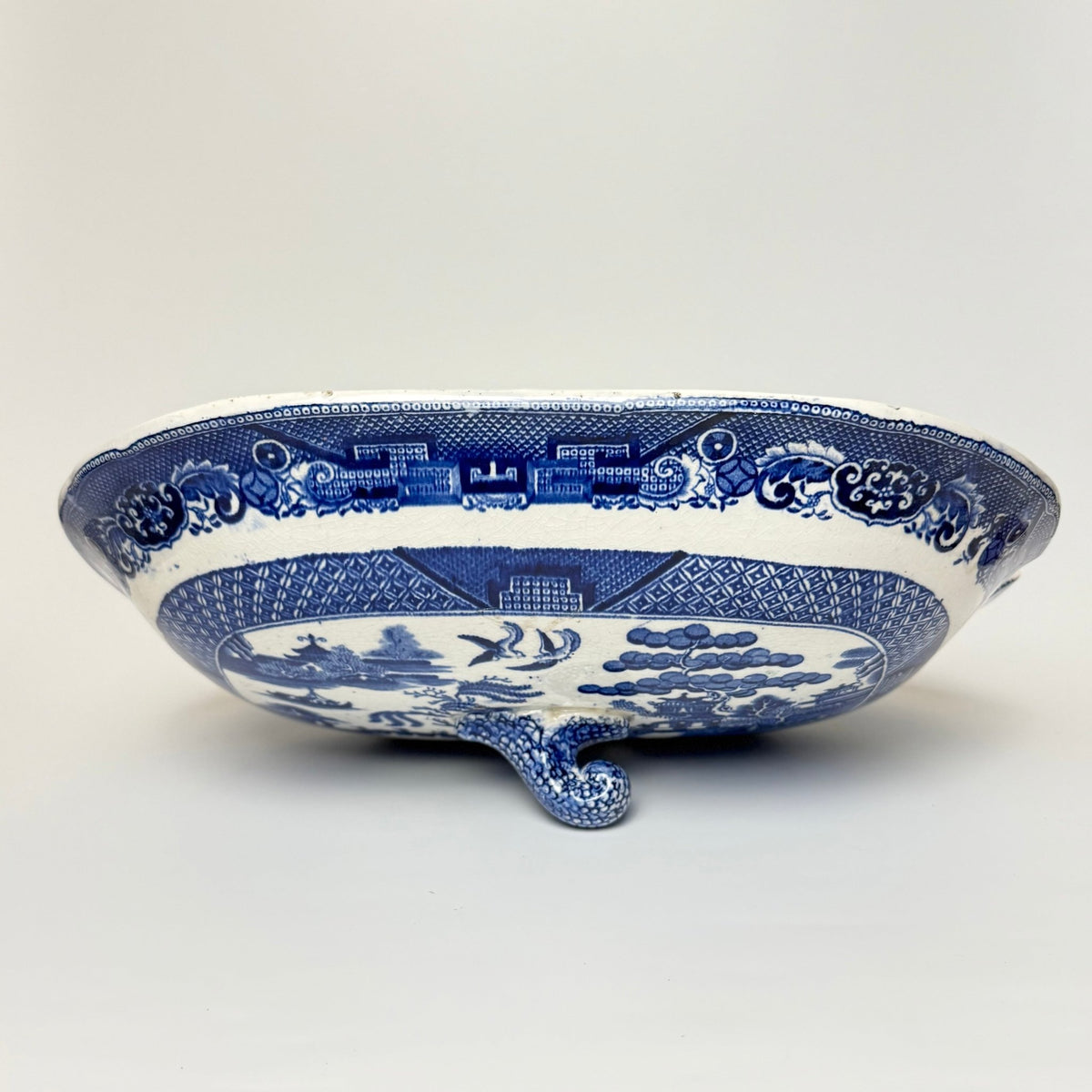 Antik J.M.P. Bell & Co Blue and Willow terrin med låg - Frøken Lilly