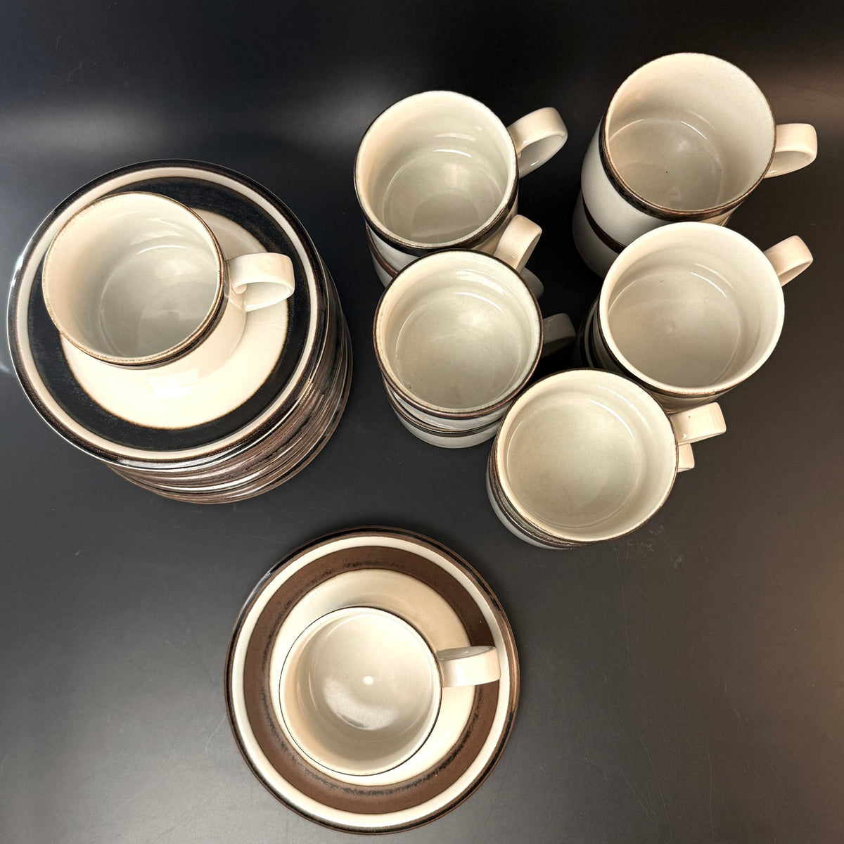 Arabia Karelia kaffestel – 12 kopper og underkopper - Frøken Lilly