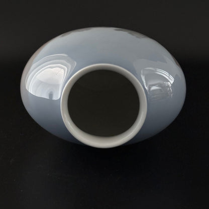 Bing & Grøndahl vase med motiv fra Den Gamle By nr. 1302 - 6238 - Frøken Lilly