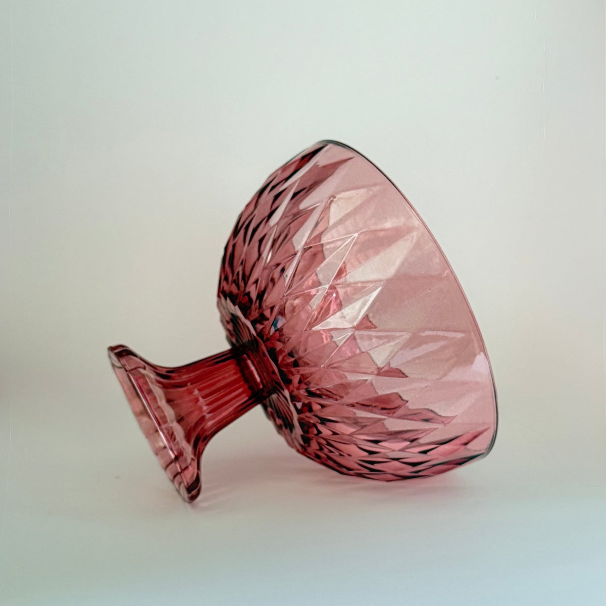 Flot rosa opsatsskål i glas fra 1960-1970’erne - Frøken Lilly