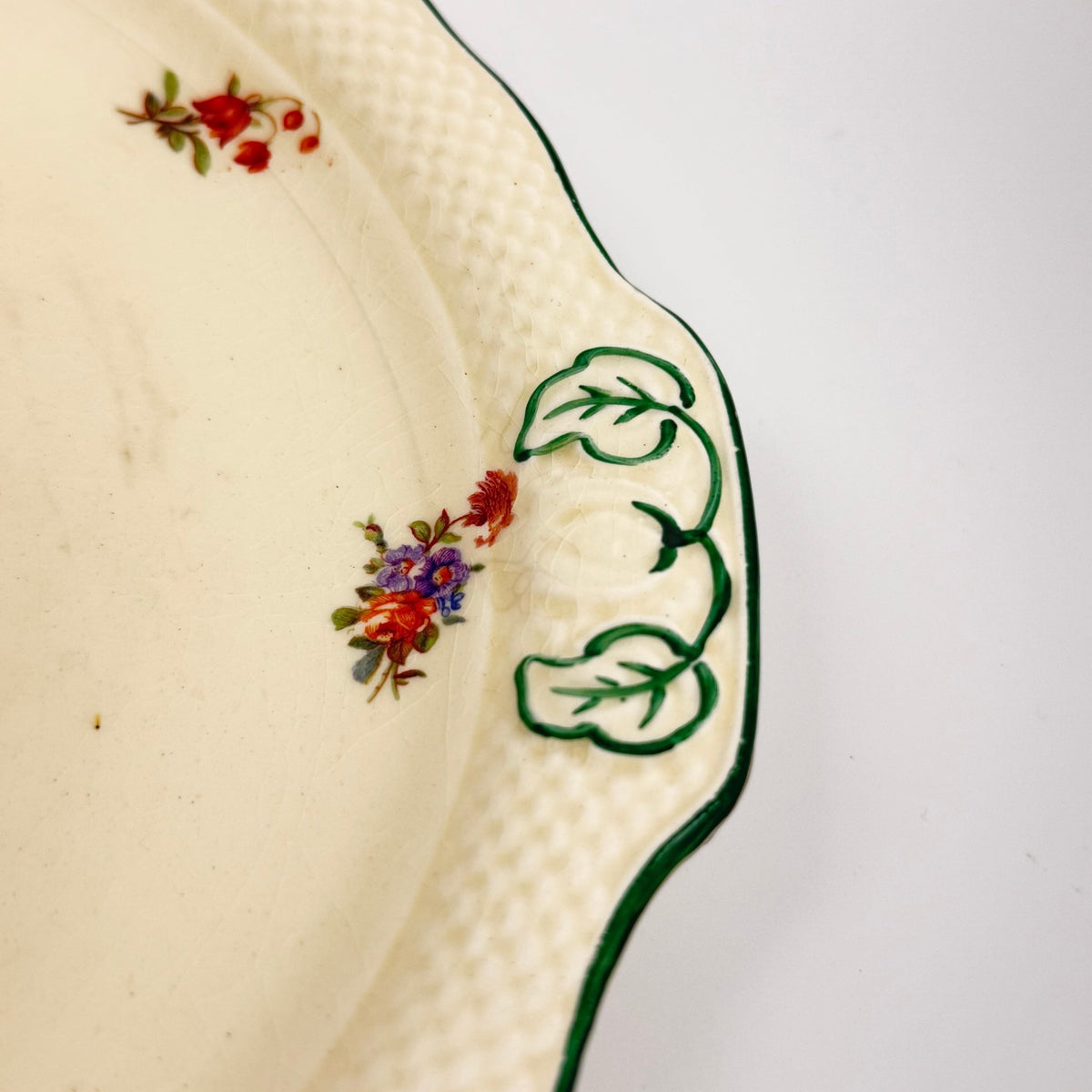Furnivals antikt engelsk fajancefad ca. 1920-1930 - Frøken Lilly