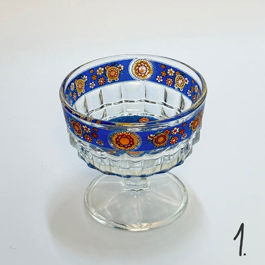 Italiensk champagne/dessertskål på fod i emaljemalet glas – 1960’erne - Frøken Lilly