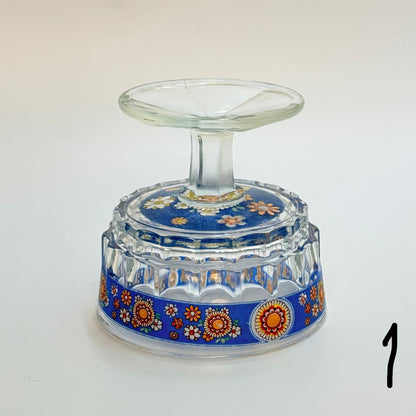 Italiensk champagne/dessertskål på fod i emaljemalet glas – 1960’erne - Frøken Lilly