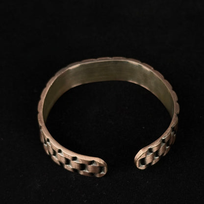 Kobber armbånd med magneter og præget mønster - Frøken Lilly