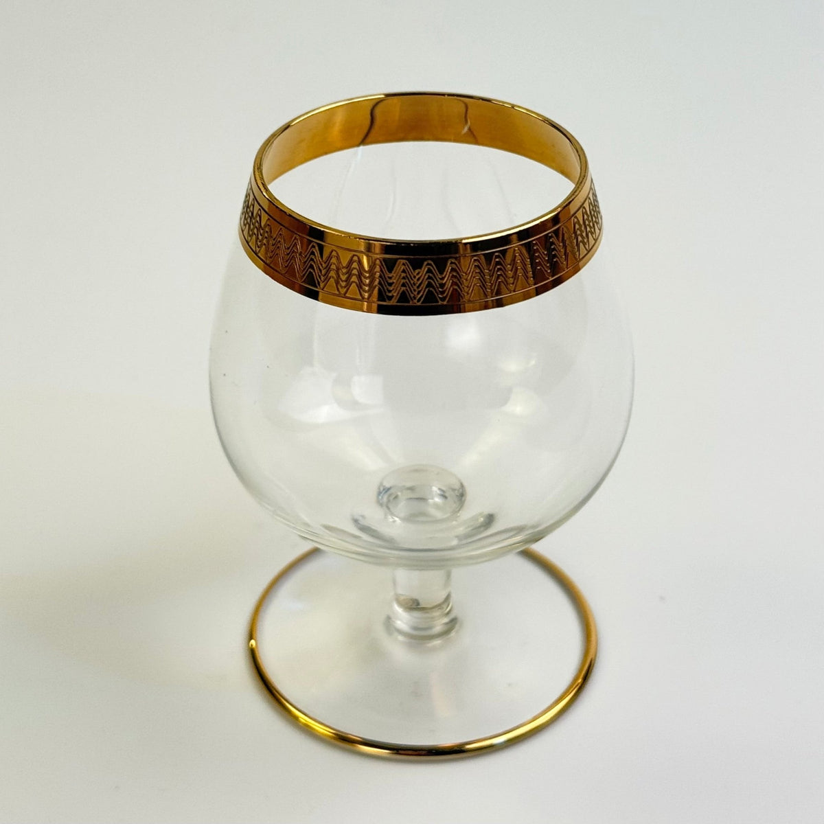 Lyngby Glas Tosca cognacglas i krystal med bred ciseleret guldkant, 1960'erne - Frøken Lilly