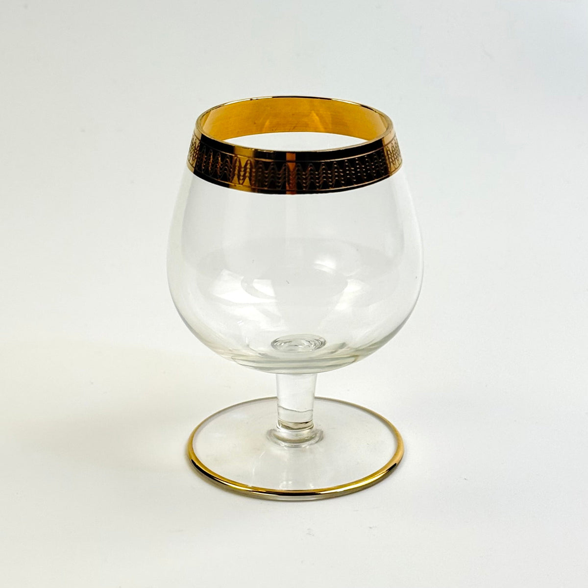 Lyngby Glas Tosca cognacglas i krystal med bred ciseleret guldkant, 1960'erne - Frøken Lilly