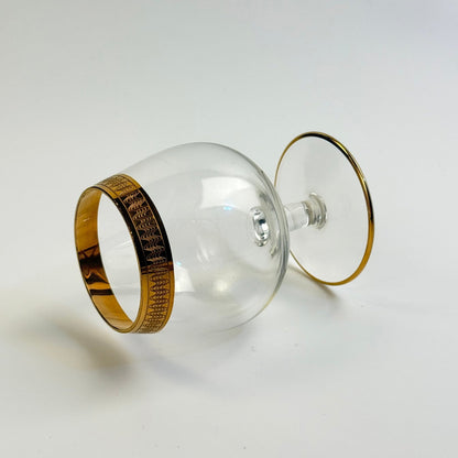 Lyngby Glas Tosca cognacglas i krystal med bred ciseleret guldkant, 1960'erne - Frøken Lilly