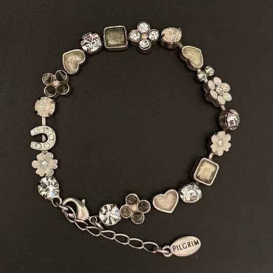 Pilgrim armbånd med charms og rhinsten – sølvfarvet - Frøken Lilly