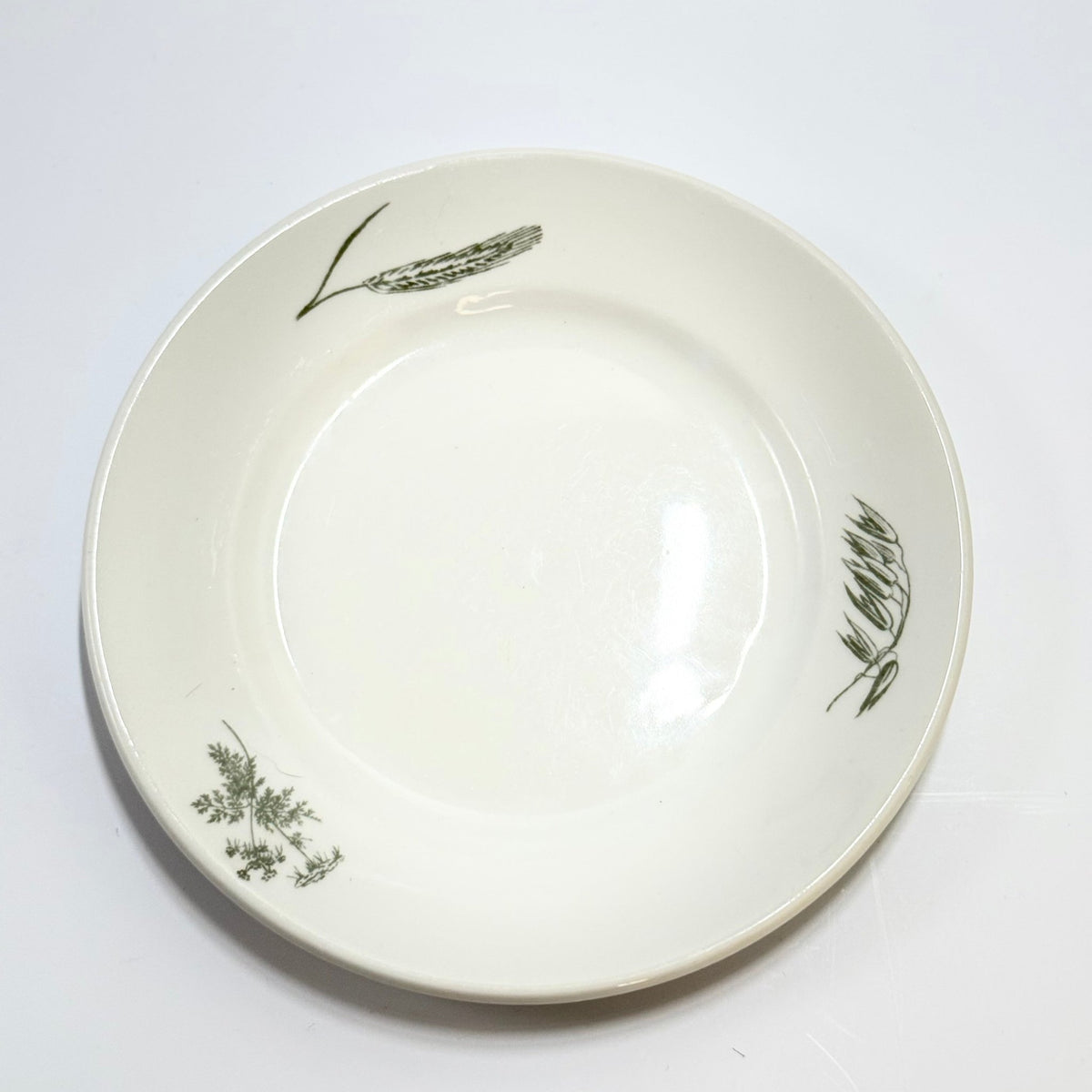 Royal Copenhagens hotelporcelæn “Vilde Planter” - Frøken Lilly