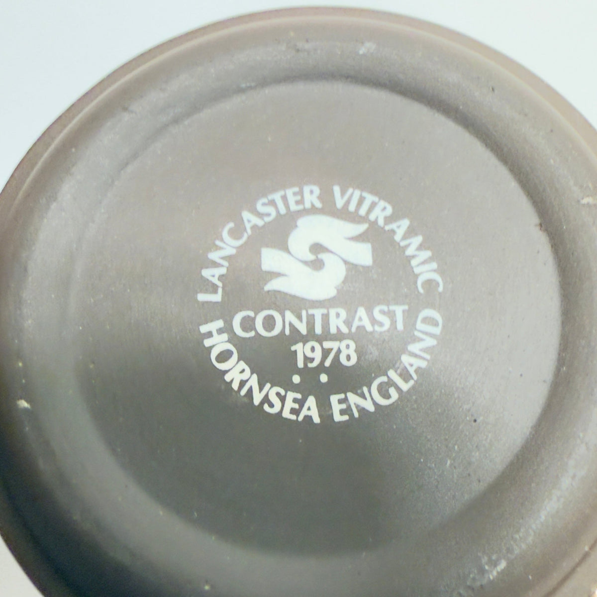 Sukkerskål og flødekandesæt fra Hornsea Pottery Contrast – England, 1978 - Frøken Lilly