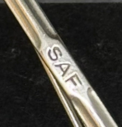 Svensk sølvbroche i 830 sølv fra 1937 - langrendsski Sam Pettersson - Frøken Lilly