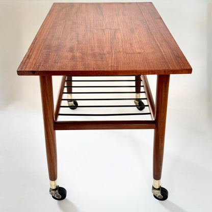 Teak rullebord / sidebord med messingdetaljer – det dansk design stil - Frøken Lilly