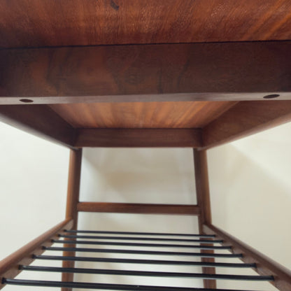 Teak rullebord / sidebord med messingdetaljer – det dansk design stil - Frøken Lilly