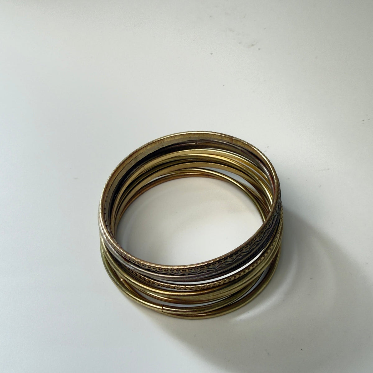 Vintage bangles i metal – 12 stk. - Frøken Lilly