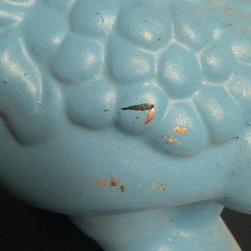 Vintage englebarn figur i keramik – lyseblå kerub - Frøken Lilly