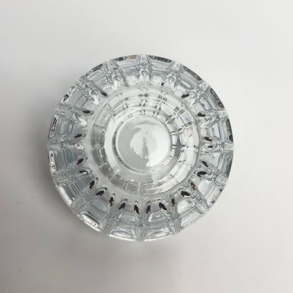 Vintage fyrfadstage i kraftigt klart glas med kubisk mønster - Frøken Lilly