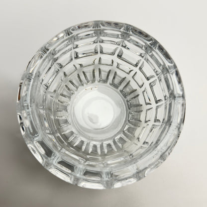 Vintage fyrfadstage i kraftigt klart glas med kubisk mønster - Frøken Lilly