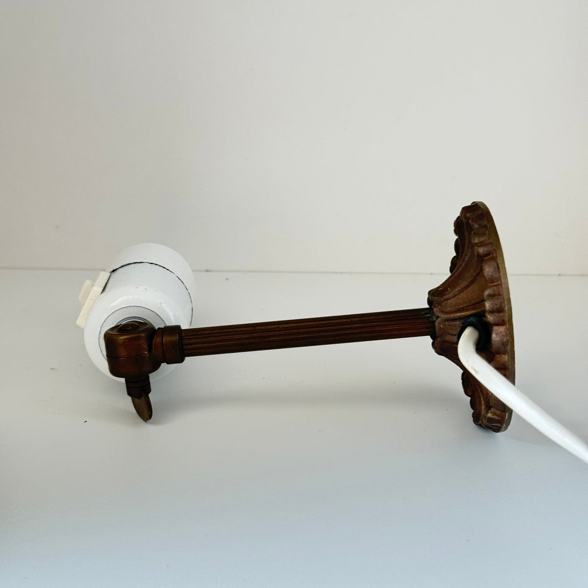 Vintage justerbar lampe i jern-metal - Frøken Lilly