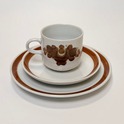 Vintage kaffesæt KAHLA Nøddebo - østtysk DDR keramik - kop, underkop og tallerken 1960 - 70'erne - Frøken Lilly