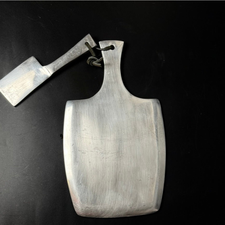 Vintage ostebræt med ostespade i aluminiumslegering - Frøken Lilly